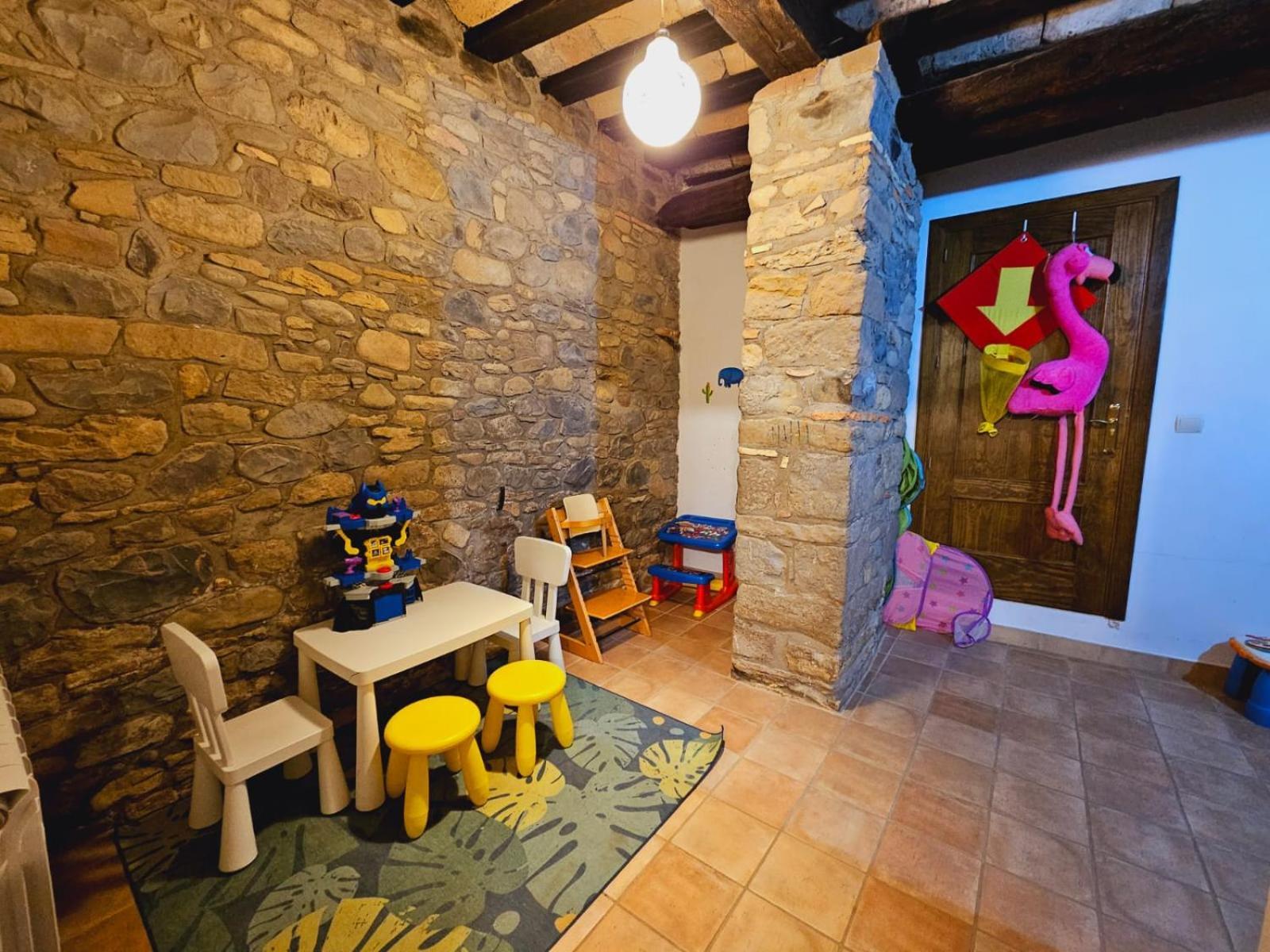 Lagar De Palacio Santa Cilia de Jaca Oda fotoğraf